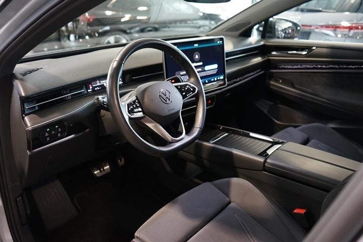 Sølv VW ID.7 fra 2025