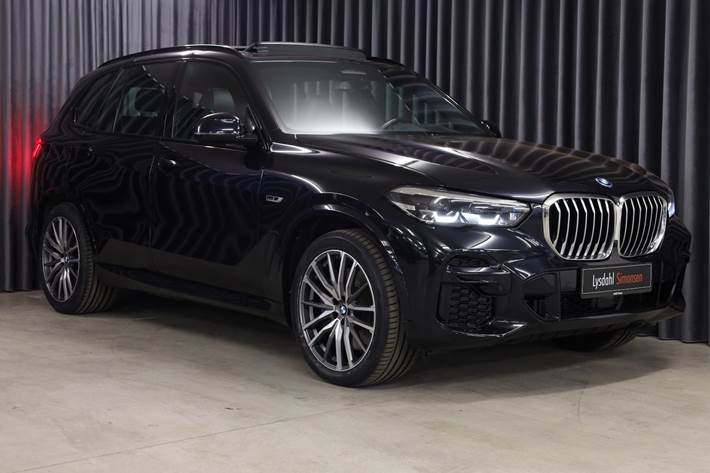 Sort BMW X5 fra 2022