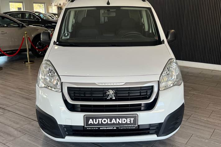 Hvid Peugeot Partner Tepee fra 2018