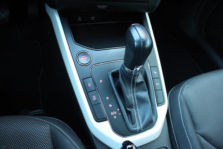 Hvid Seat Arona fra 2020