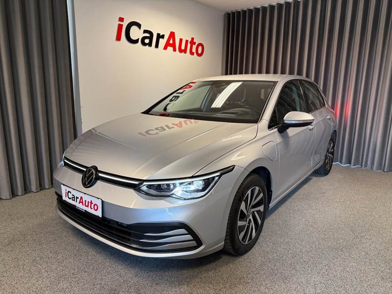 VW Golf VIII 1,4 eHybrid DSG