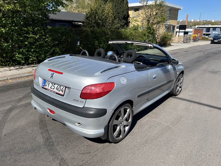 Peugeot 206 1,6 CABRIOLET