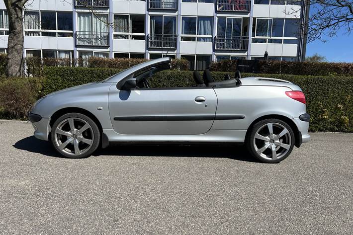 undefined Peugeot 206 fra 2002