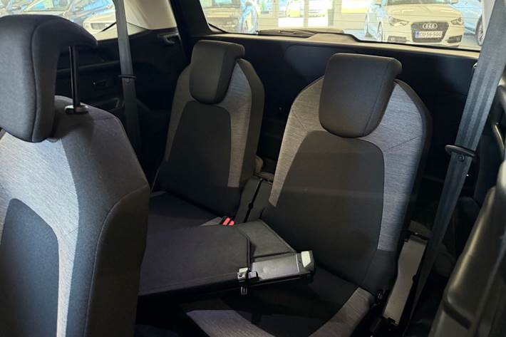 Grå Citroën Grand C4 Picasso fra 2018