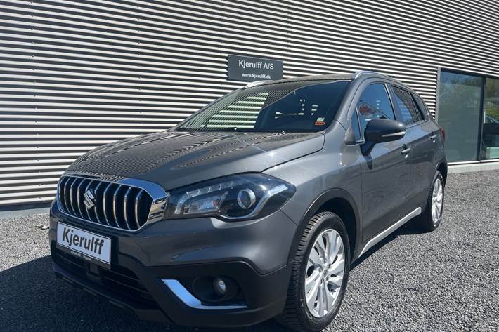 Sort Suzuki S-Cross fra 2020