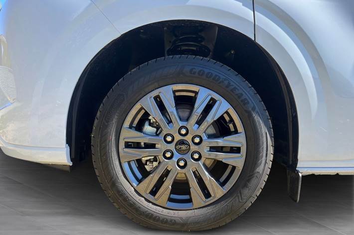undefined Ford E-Transit Custom fra 2025