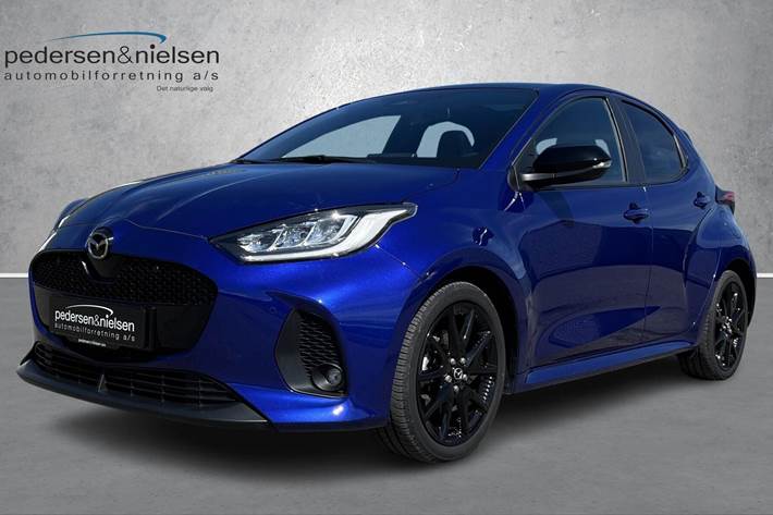 Blå Mazda 2 fra 2024