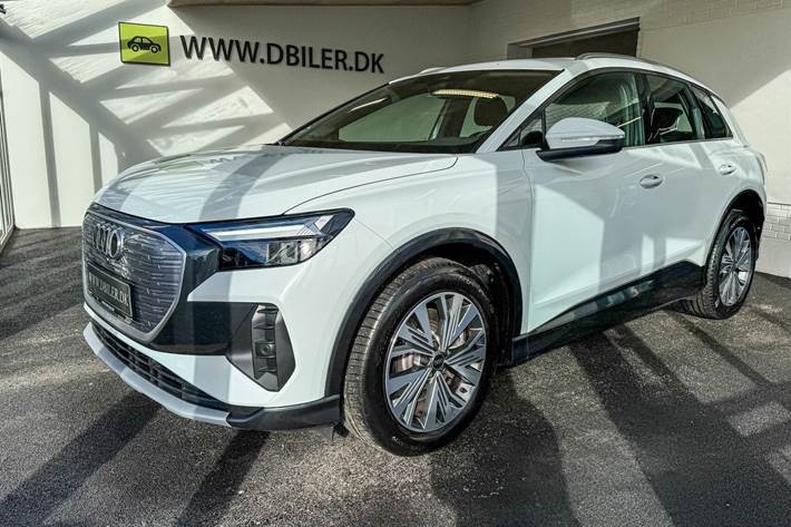 Hvid Audi Q4 fra 2024