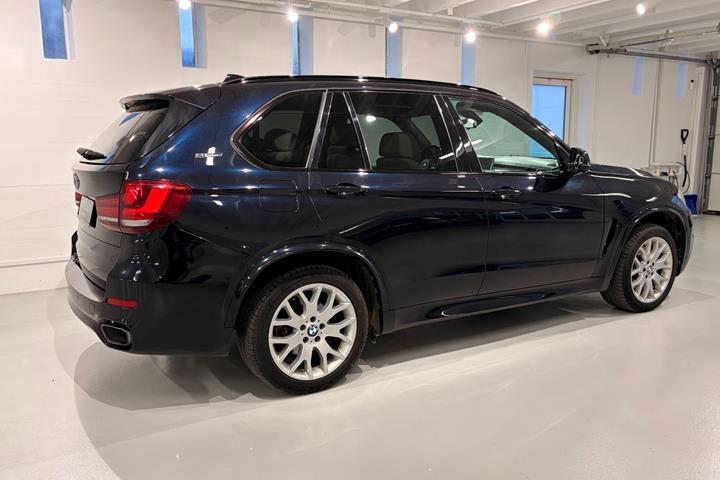 undefined BMW X5 fra 2017