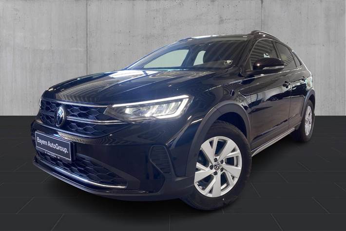 Sort VW Taigo fra 2023 set udefra