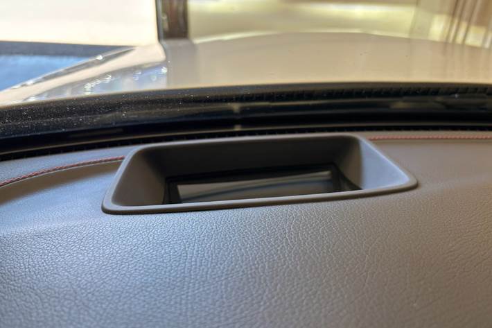 Hvid Mercedes C43 fra 2018