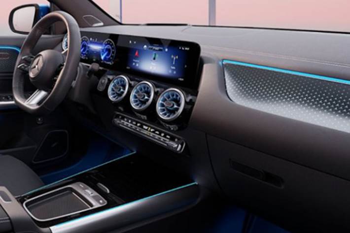 Sort Mercedes EQA250+ fra 2024