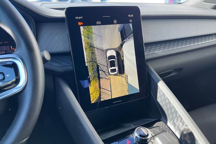 Hvid Polestar 2 fra 2023