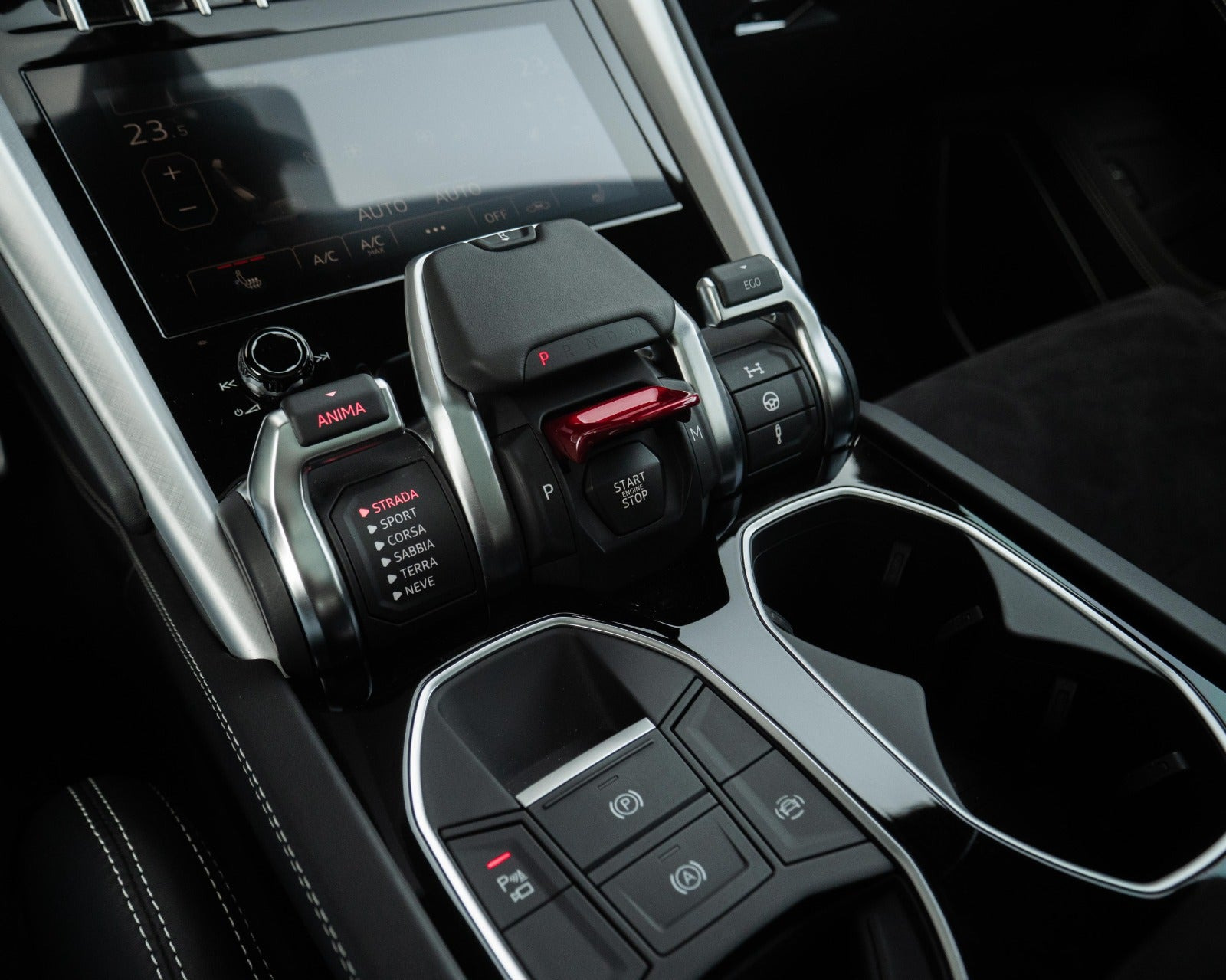 Grå Lamborghini Urus fra 2019
