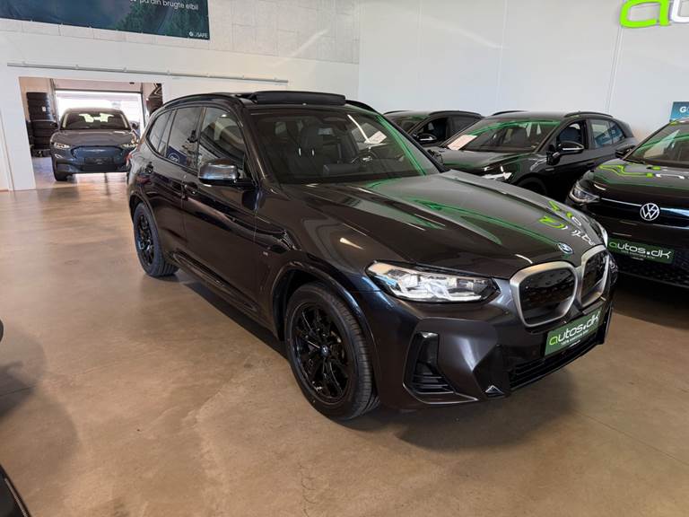 BMW iX3 Charged M-Sport