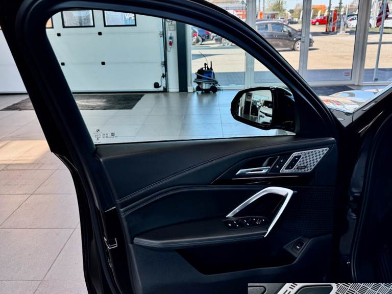 BMW iX1 xDrive30 Fully Charged M-Sport