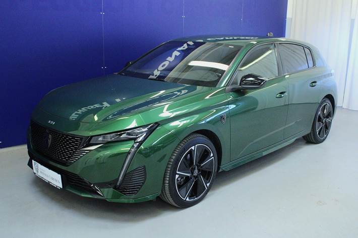 Grøn Peugeot E-308 fra 2024