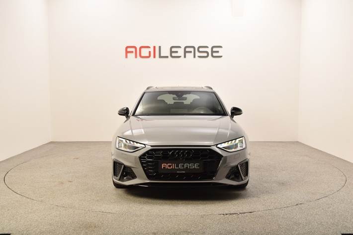 Grå Audi A4 fra 2021