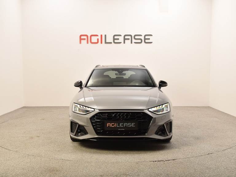 Audi A4 40 TFSi S-line Avant quattro S-tr.
