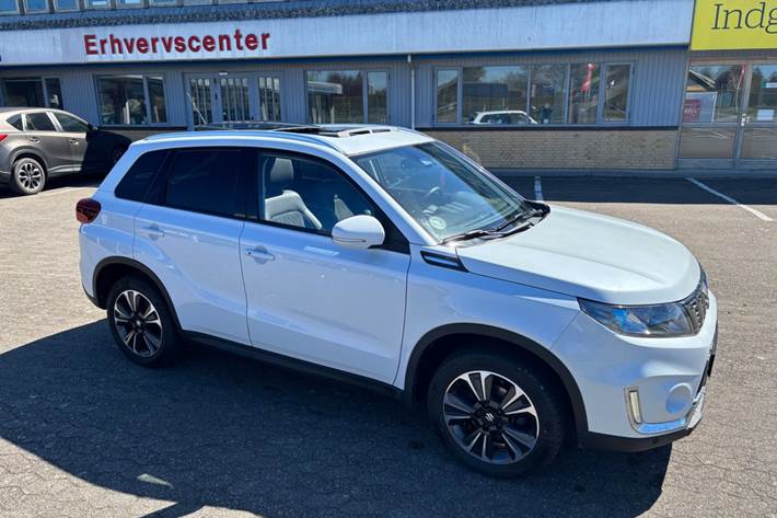 Hvid Suzuki Vitara fra 2018