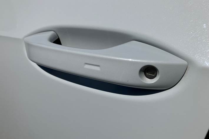 Hvid Cupra Born fra 2023