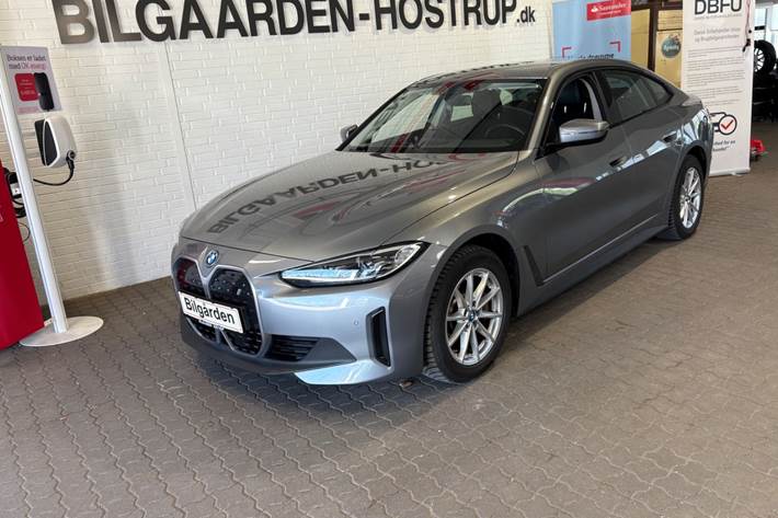 Sort BMW i4 fra 2023