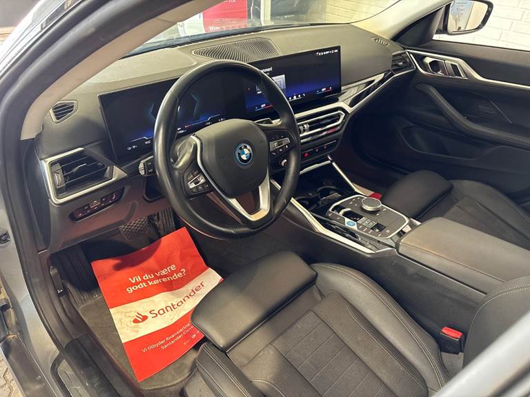 BMW i4 eDrive35