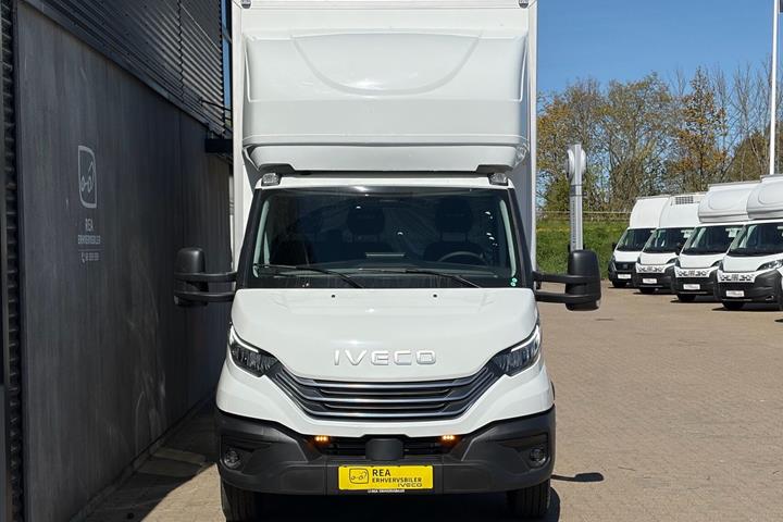 Hvid Iveco Daily fra 2026