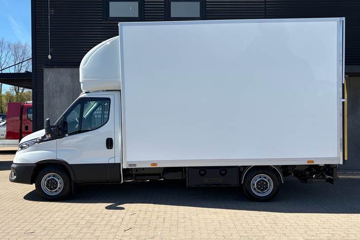 Hvid Iveco Daily fra 2026