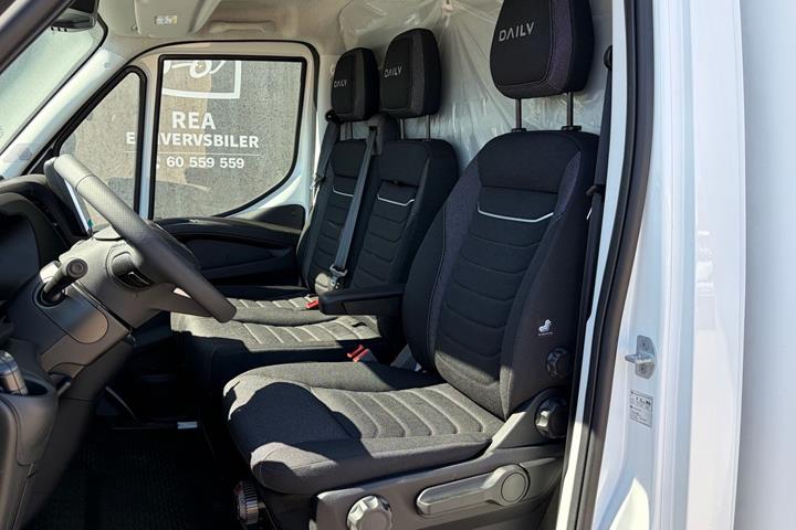 Hvid Iveco Daily fra 2026
