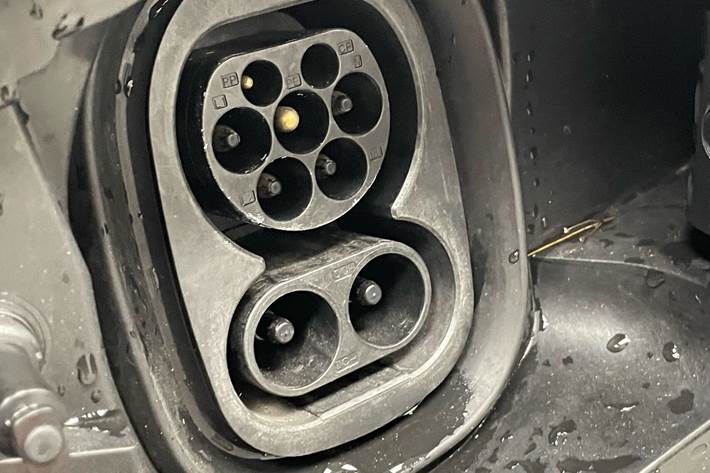 Sort Skoda Enyaq fra 2021