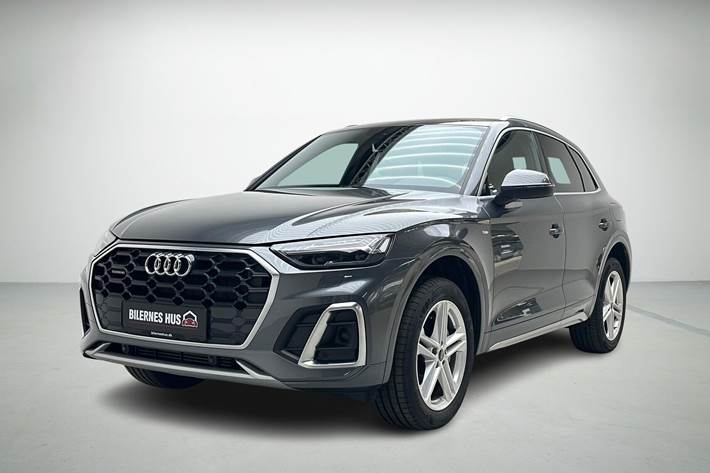 Grå Audi Q5 fra 2021