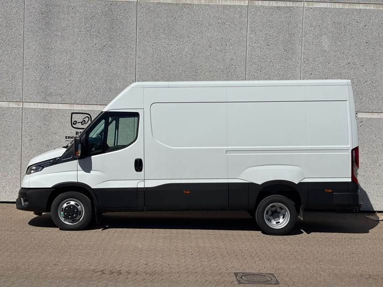 Iveco Daily 3,0 35C18 12m3 D 180HK Van 8g Aut.