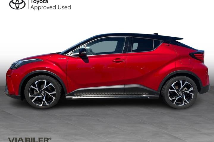 Rød Toyota C-HR fra 2020