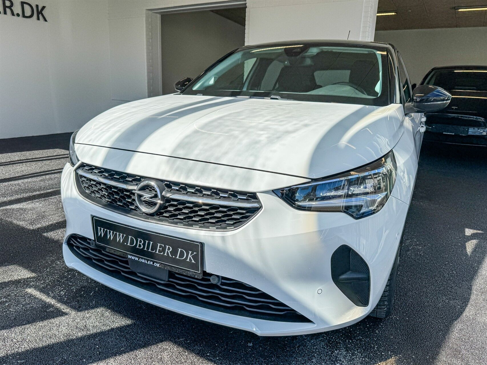 Hvid Opel Corsa-e fra 2023