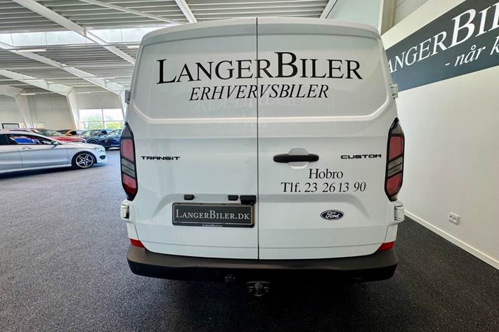 Hvid Ford Transit Custom 320 L1 fra 2026