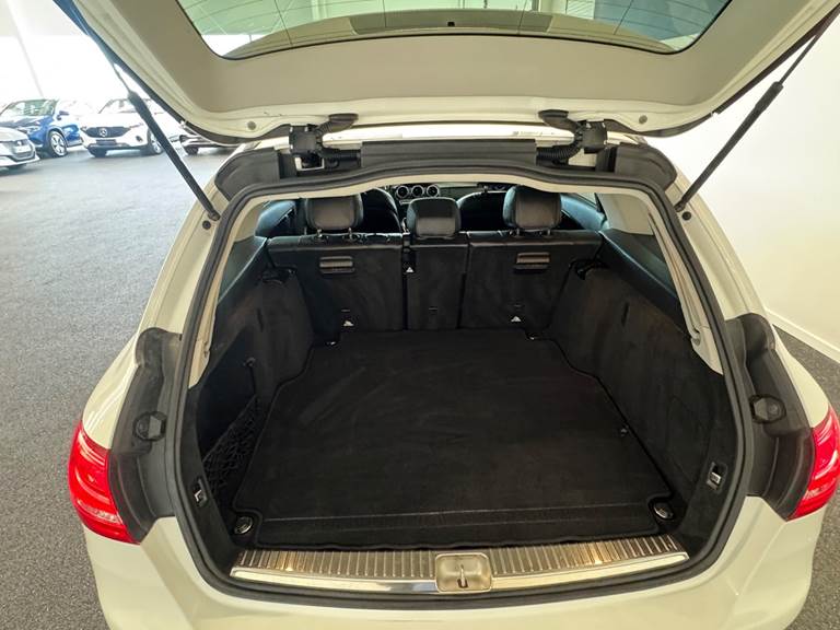 Mercedes C220 d 2,2 Avantgarde stc. aut.
