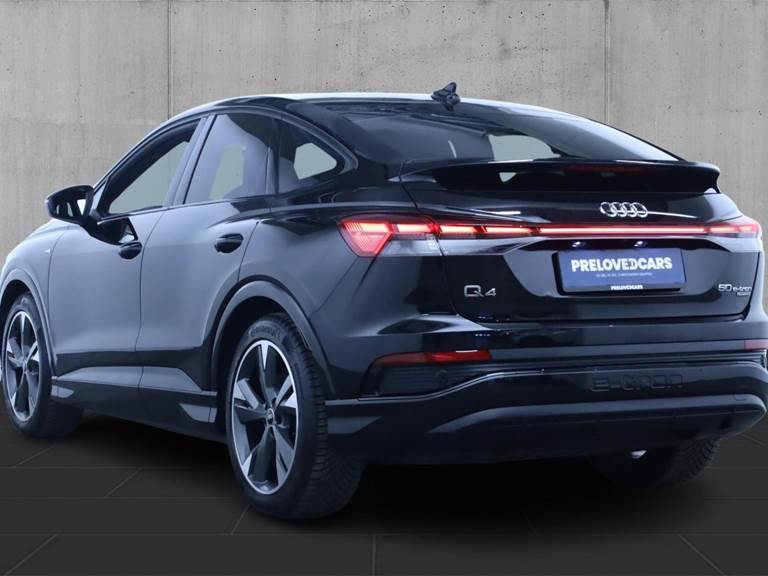 Audi Q4 e-tron 50 S-line Sportback quattro