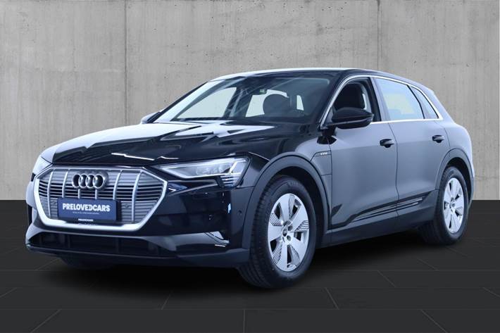 Sort Audi e-tron fra 2021