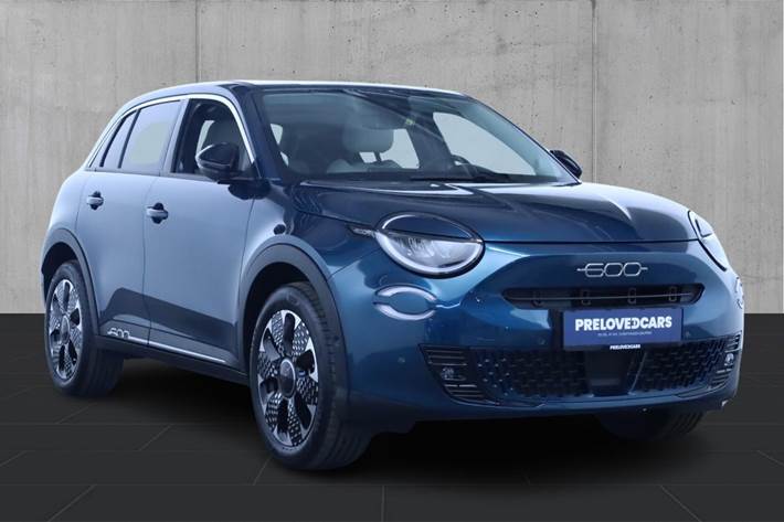 Turquoise Fiat 600e fra 2025
