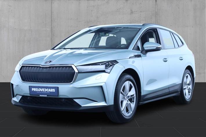 Blå Skoda Enyaq fra 2021