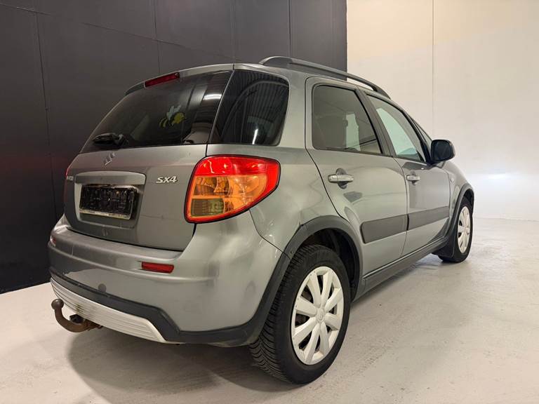 Suzuki SX4 1,6 GL-J