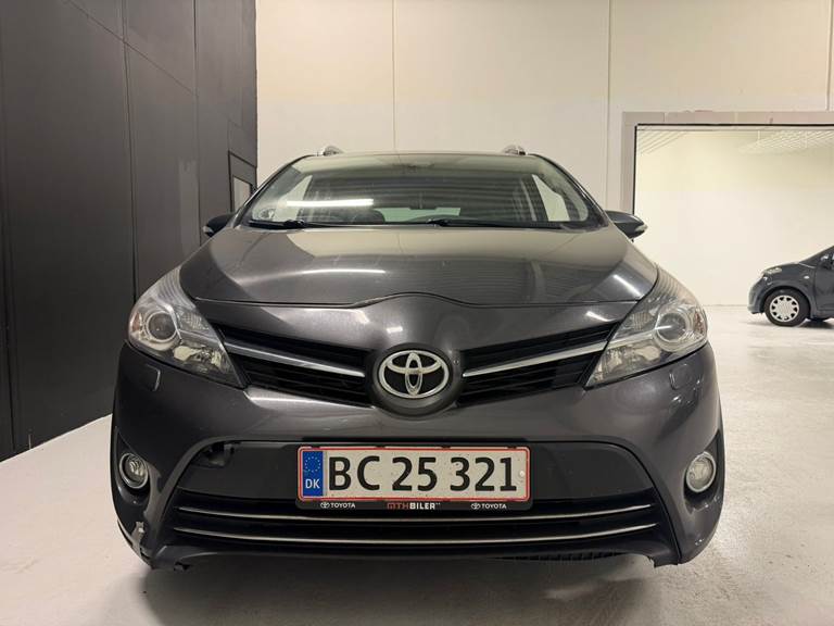 Toyota Verso 1,6 D-4D T2 Premium 7prs