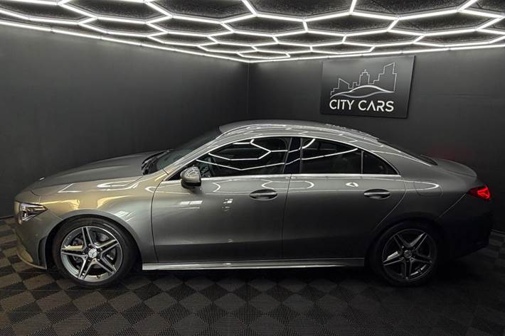 Grå Mercedes CLA200 fra 2019