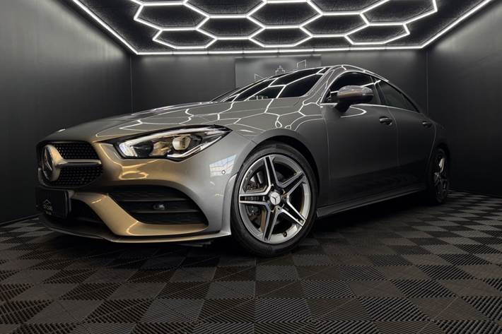 Grå Mercedes CLA200 fra 2019