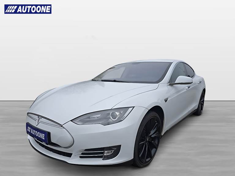 Tesla Model S 85