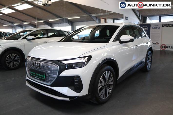 Hvid Audi Q4 e-tron fra 2024
