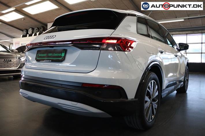 Hvid Audi Q4 e-tron fra 2024