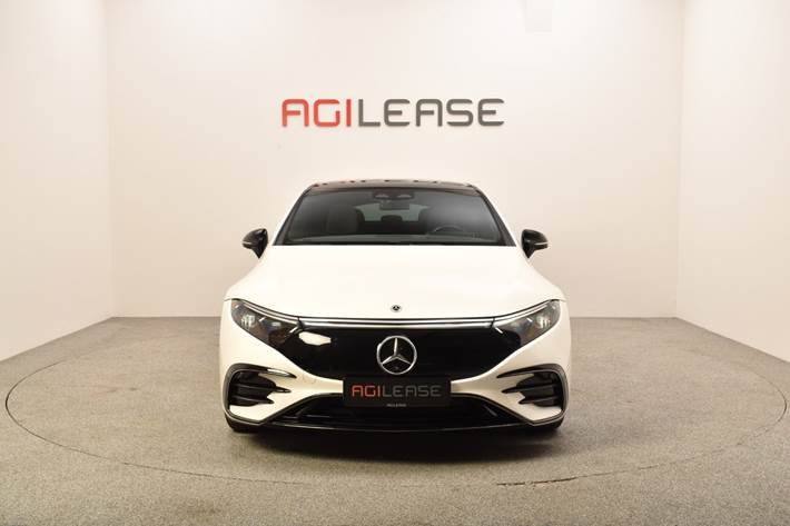 Hvid Mercedes EQS450+ fra 2022