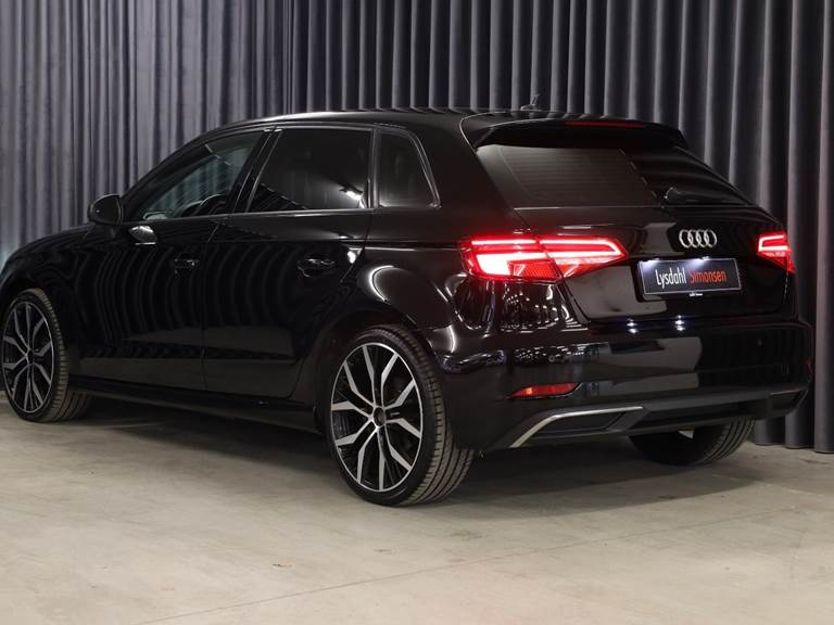 Audi A3 1,4 e-tron Sport Sportback S-tr.